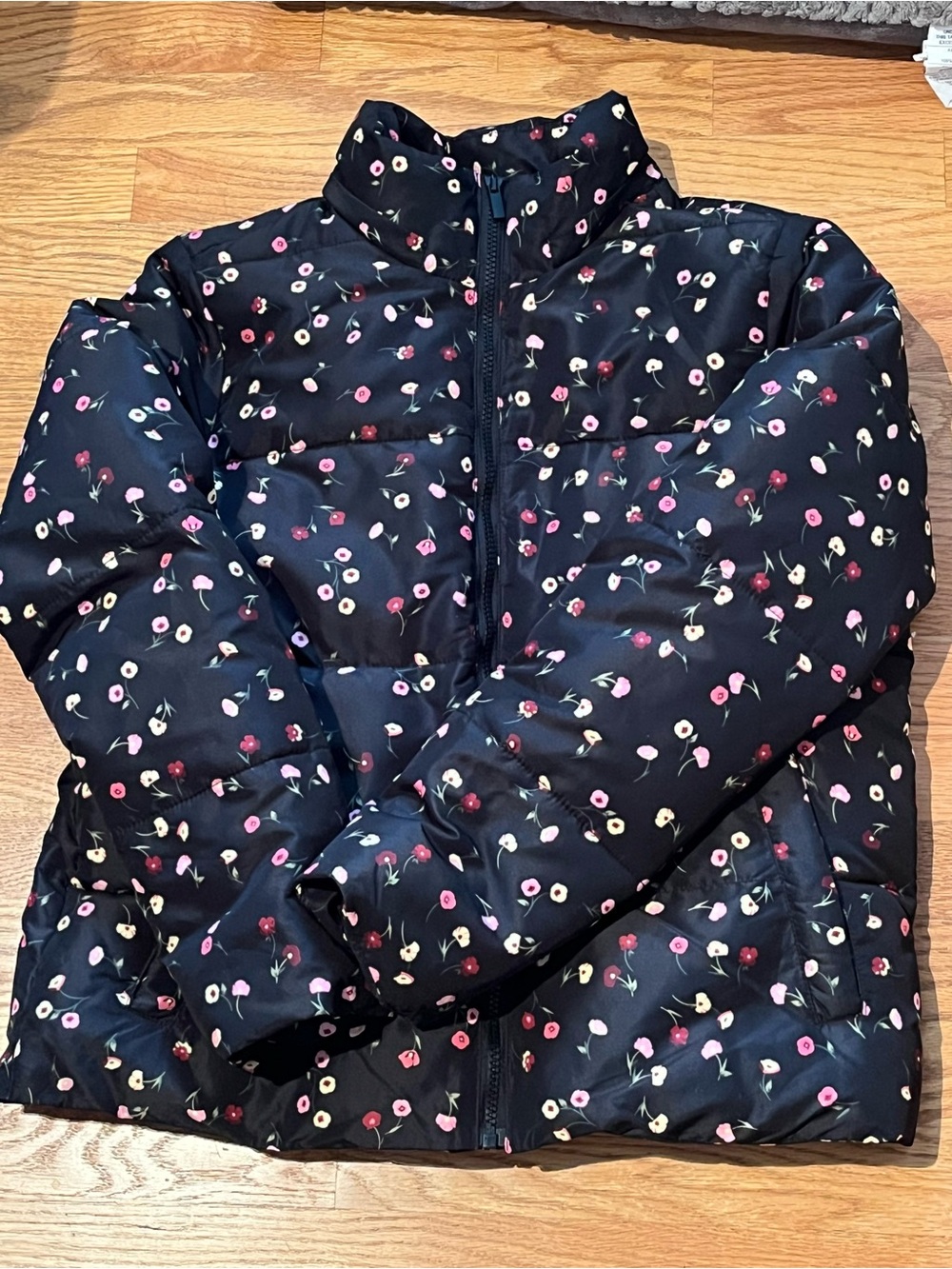 Adorable printed pop sugar puffer coat. Size small.  100% polyester & warm.